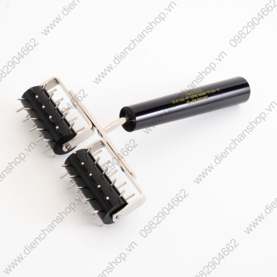 Đinh Đôi Lớn